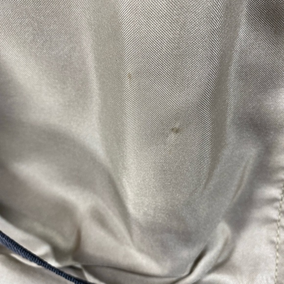 Baggallini Rolling two wheels Carry on suitcase luggage travel bag beige/black - Picture 9 of 9